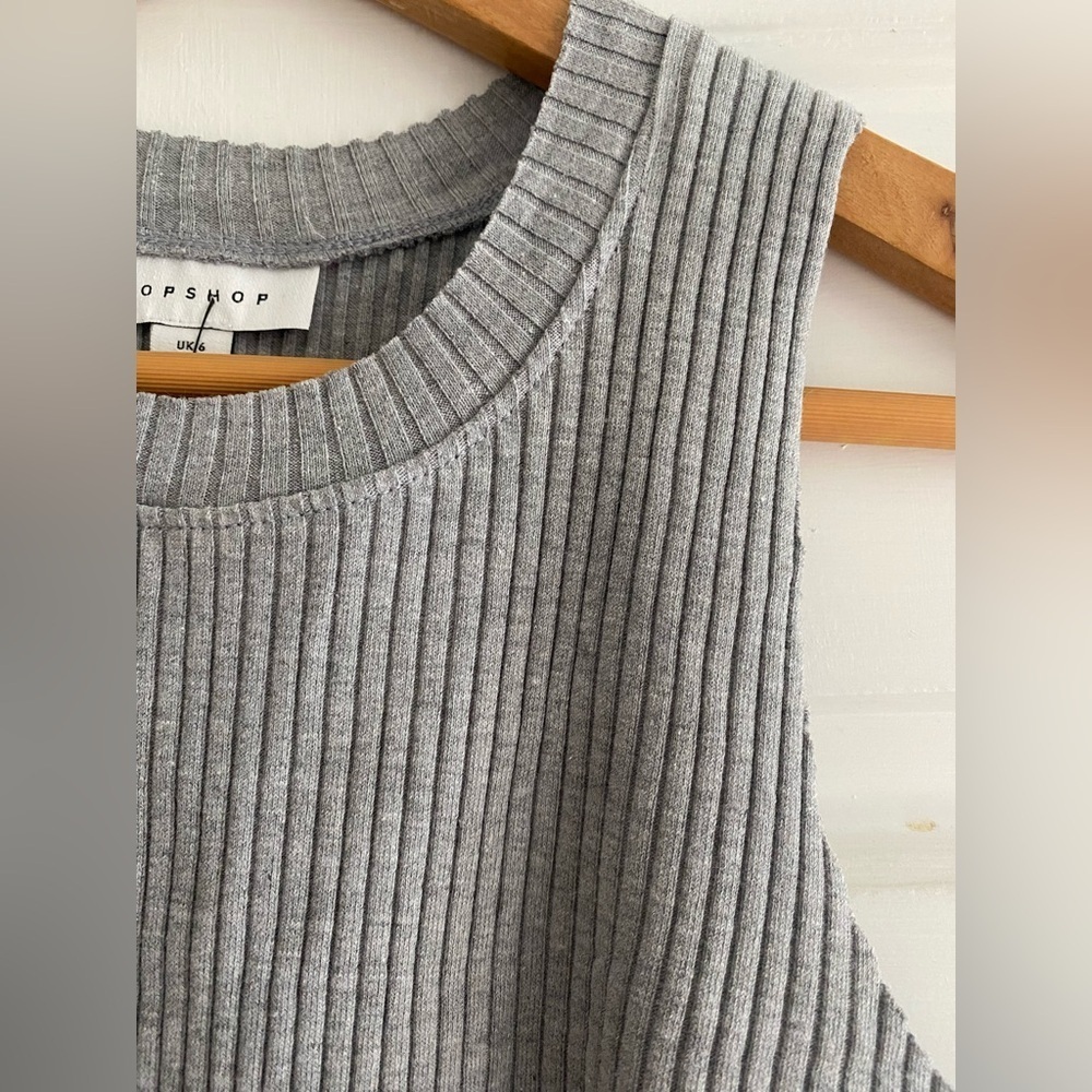 Topshop Grey Ribbed Tank Top Size 2 - Picture 2 of 7